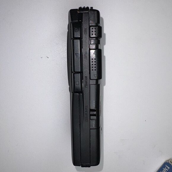 CRAIG FP516C Microcassette Recorder Black Voice Activated Untested For Parts - Picture 3 of 6